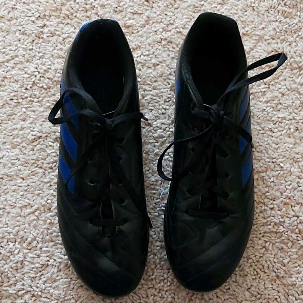 Soccar cleats